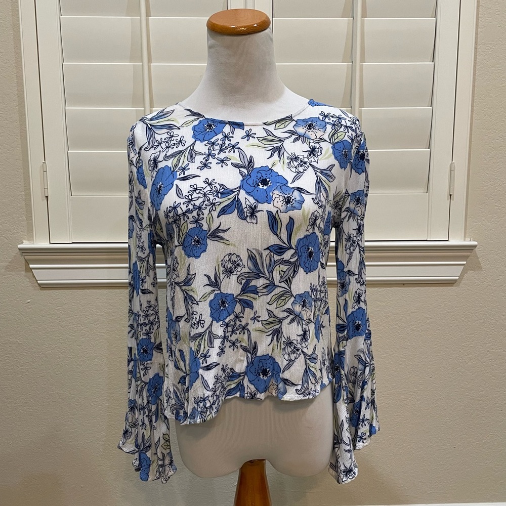 Lush Blue Floral Bell Sleeve Blouse